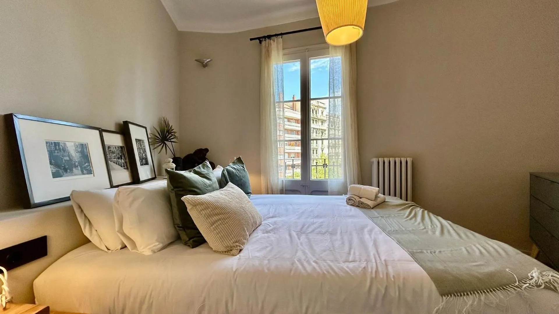 BarcelonaForRent Plaza Sagrada Familia Apartment 0*, Barcelona